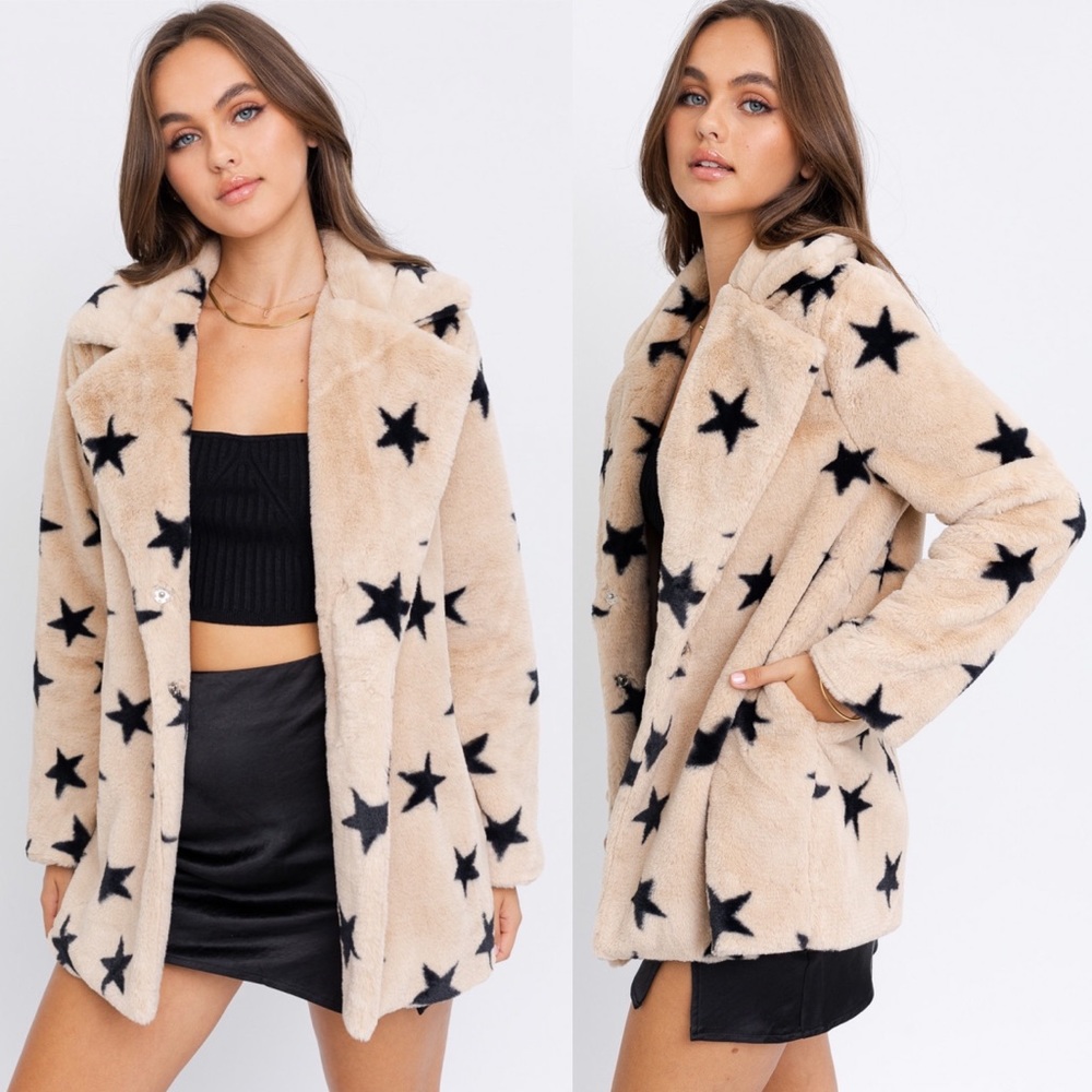 ✨ON SALE✨I’m On The List Star Print Faux Fur Coat - Picture 3 of 6